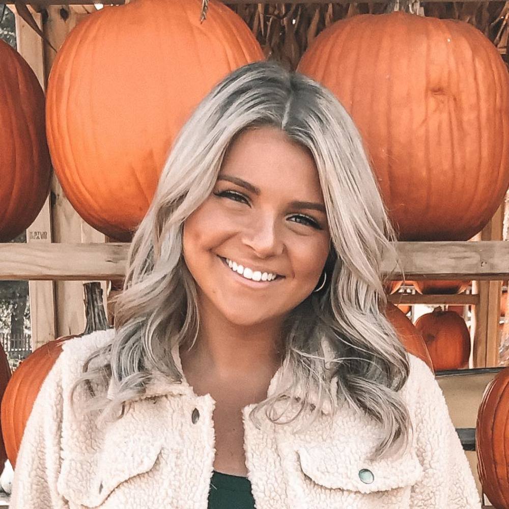 Meet your Posher, Lexie